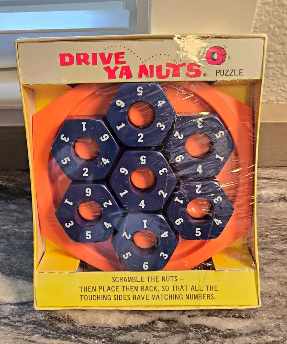 Milton Bradley Drive Ya Nuts Puzzle Challenge Vintage 1970 Age 8-11
